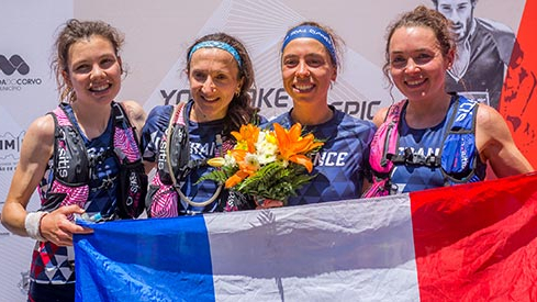 L'équipe de France féminine championne du monde de trail 2019 (de gauche à droite : Clémentine Geoffray, Adeline Roche, Blandine L'Hirondel et Sarah Vieuille)
