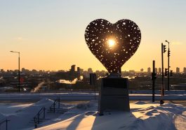 coeur soleil sculpture