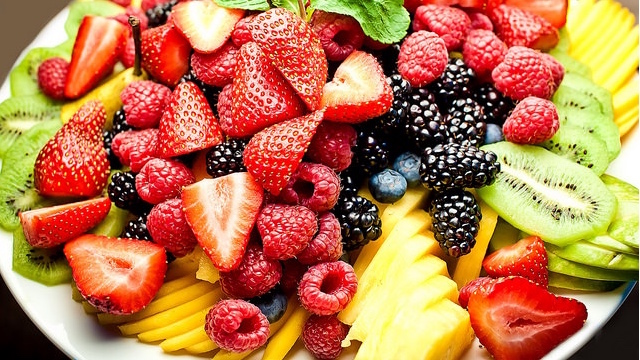 fruits strawberry